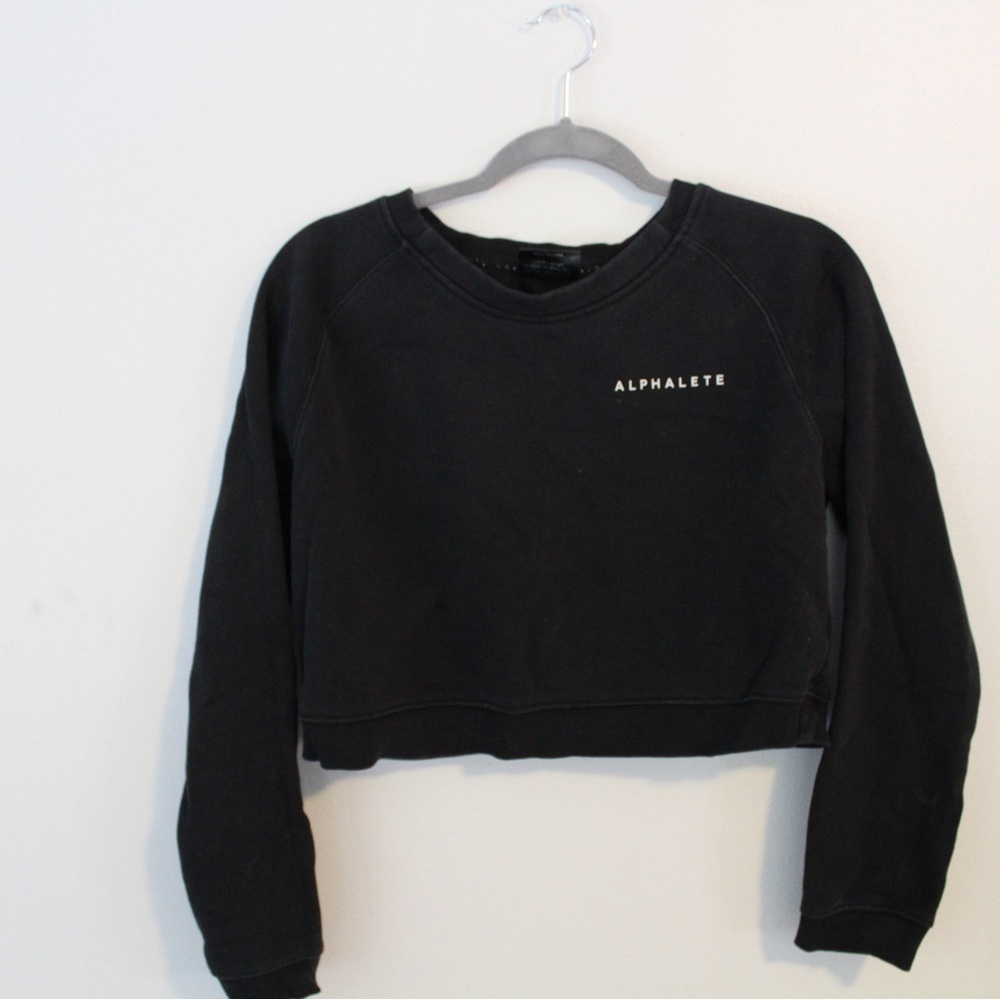 Alphalete Women's Black Sweatshirt